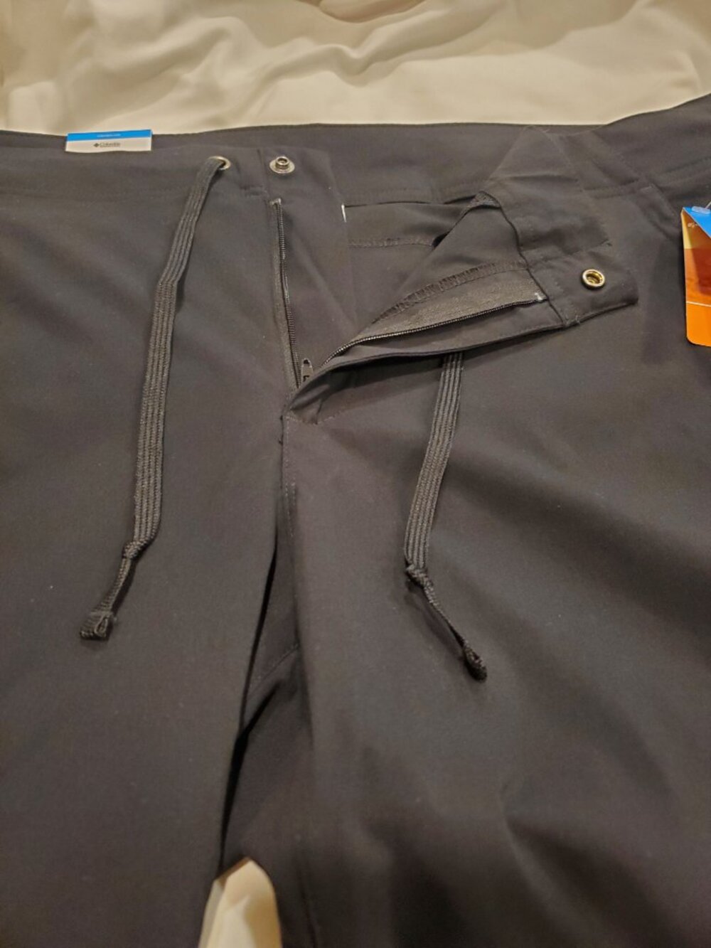 Columbia Active Fit Omni Shield Black Capri - Size 16W - NEW - Picture 4 of 12